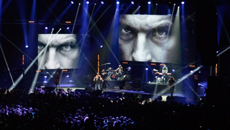 Полная версия концерта памяти Кузьмы Скрябина уже появилась в сети (ВИДЕО)