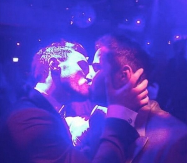 Переможець «Євробачення 2015» шокував пристрасними поцілунками з чоловіком (ФОТО)