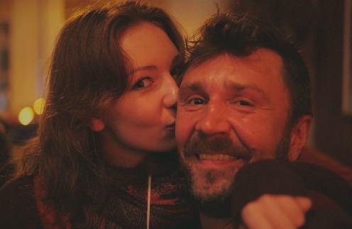 Донька Шнурова шокувала його тим, що вийшла заміж за бармена (ФОТО)