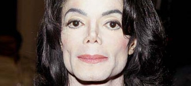 Майкл Джексон колов гормони проти статевого дозрівання!