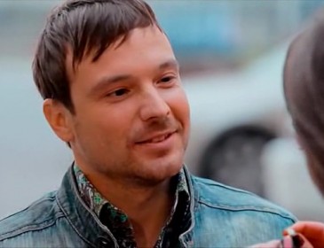 Актор Олексій Чадов подорожує з маленьким сином (ФОТО)