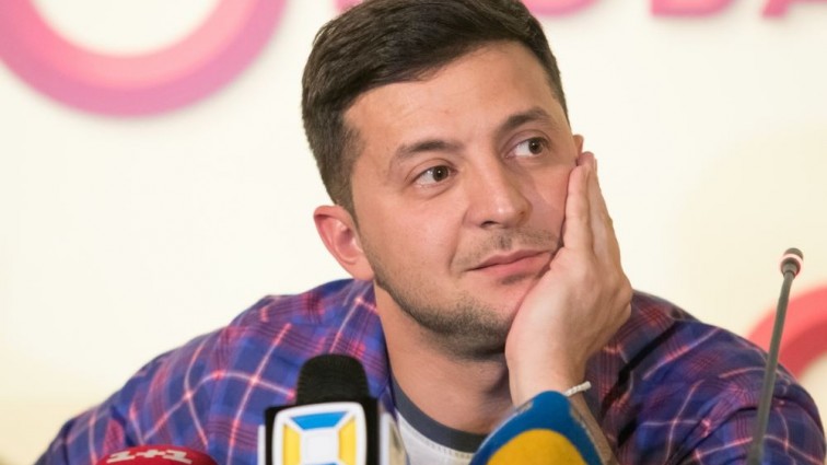 Українці в шоці: Зеленський знову «наїхав» на Порошенка (ФОТО)