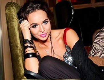 Співачка Маша Фокіна показала відверте фото у бікіні (18+)
